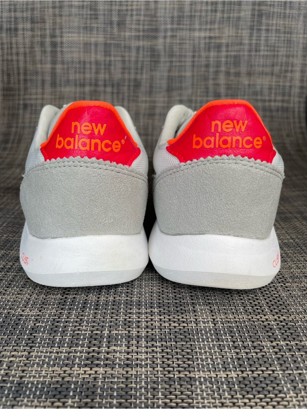 New Balance Women's 514v1 Cush+ Sneakers Silver/Coral Red Athletic Shoes Sz 10 - Picture 7 of 11